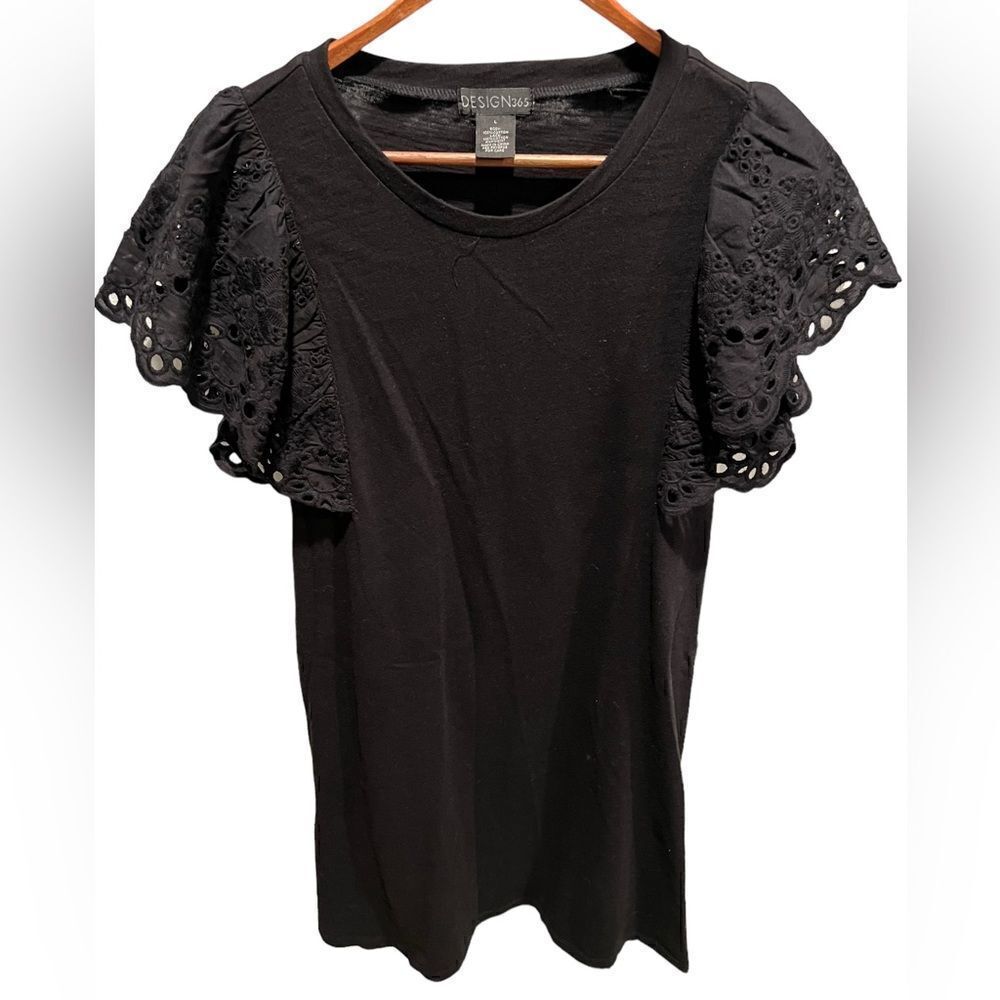 Design 365 black swing dress with lace sleeves women’s large NWT